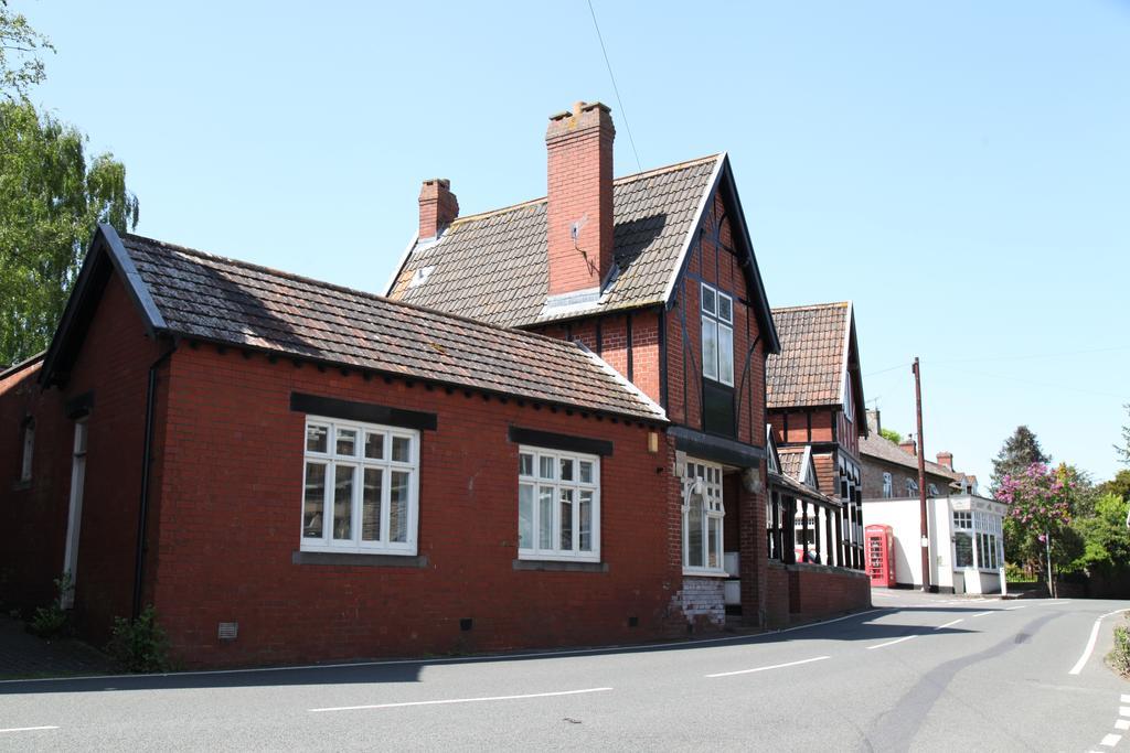 The Seymour Arms Hotel Blagdon Exterior photo
